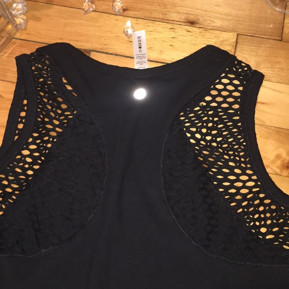 NWOT Activewear top 90DEGREE - Picture 6 of 6